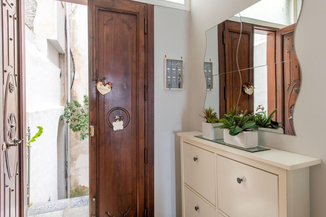 Meravigghia Apartment Cefalu Bagian luar foto
